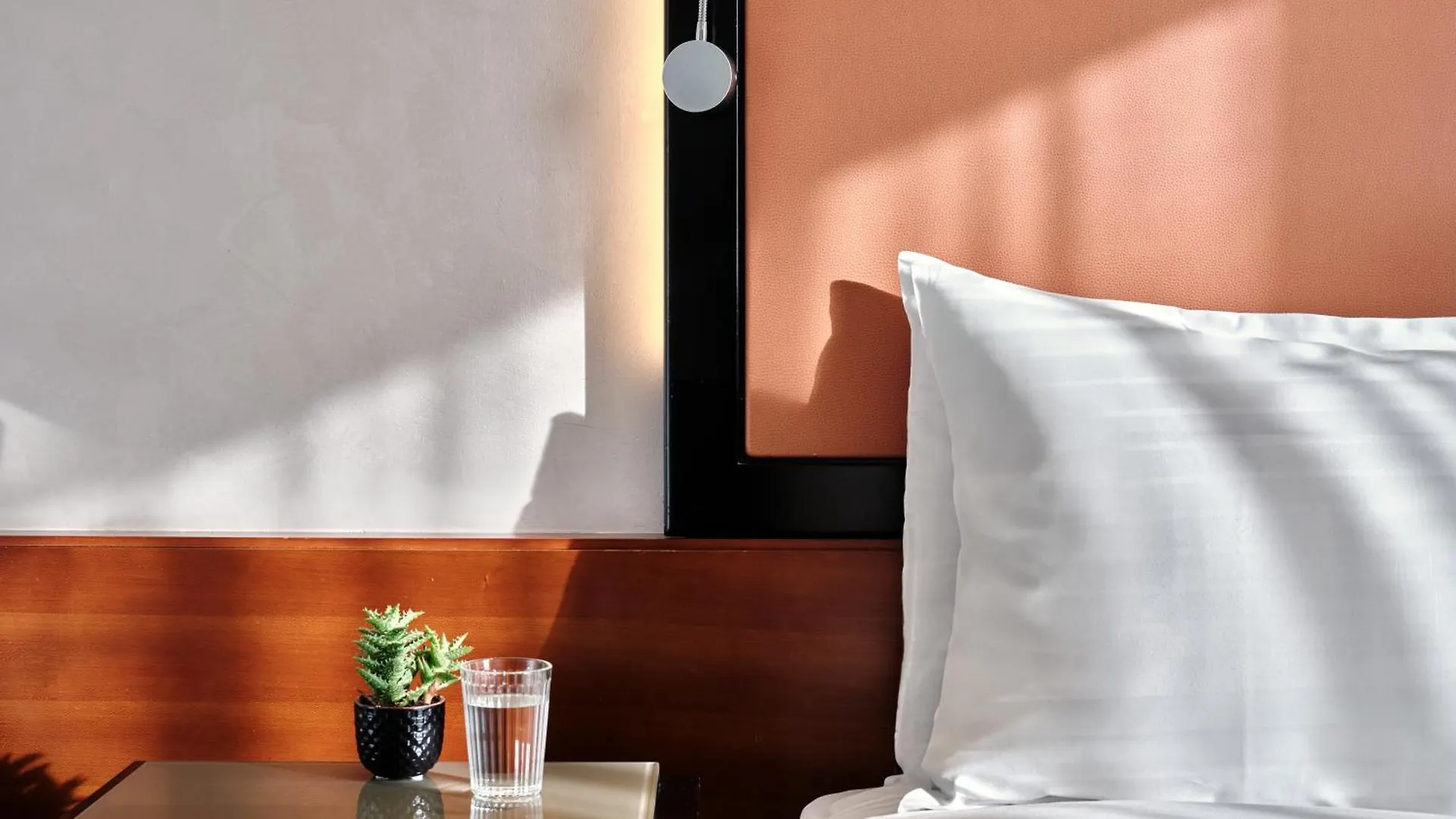 Crowne Plaza Milan - Malpensa Airport By Ihg Hotel Case Nuove  4*, Case Nuove (Lombardy)