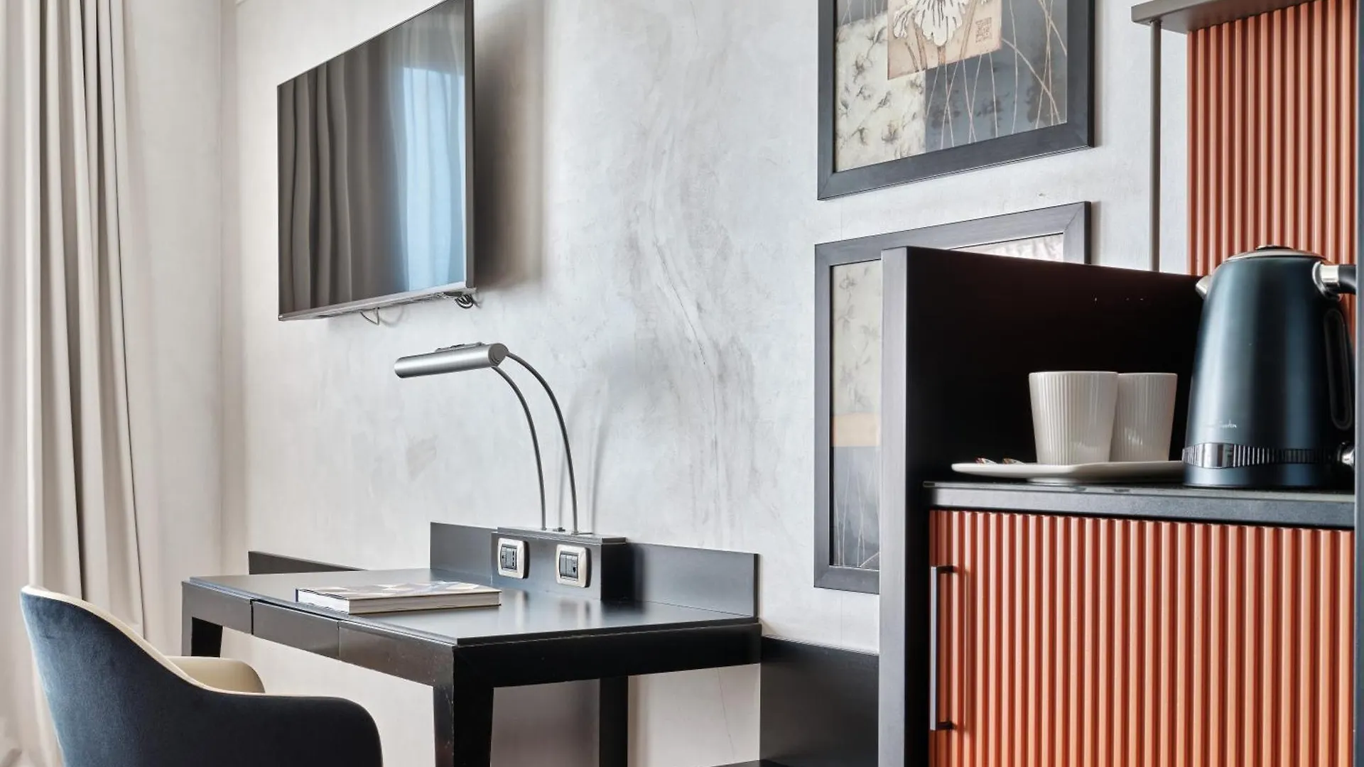 Crowne Plaza Milan - Malpensa Airport By Ihg Hotel Case Nuove