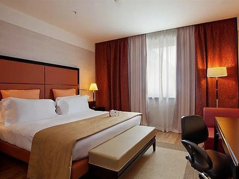 Crowne Plaza Milan - Malpensa Airport By Ihg Hotel Case Nuove  Italy