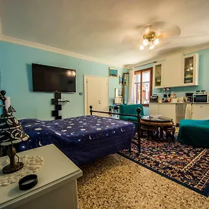 Casa Di San Martino , Venice Italy